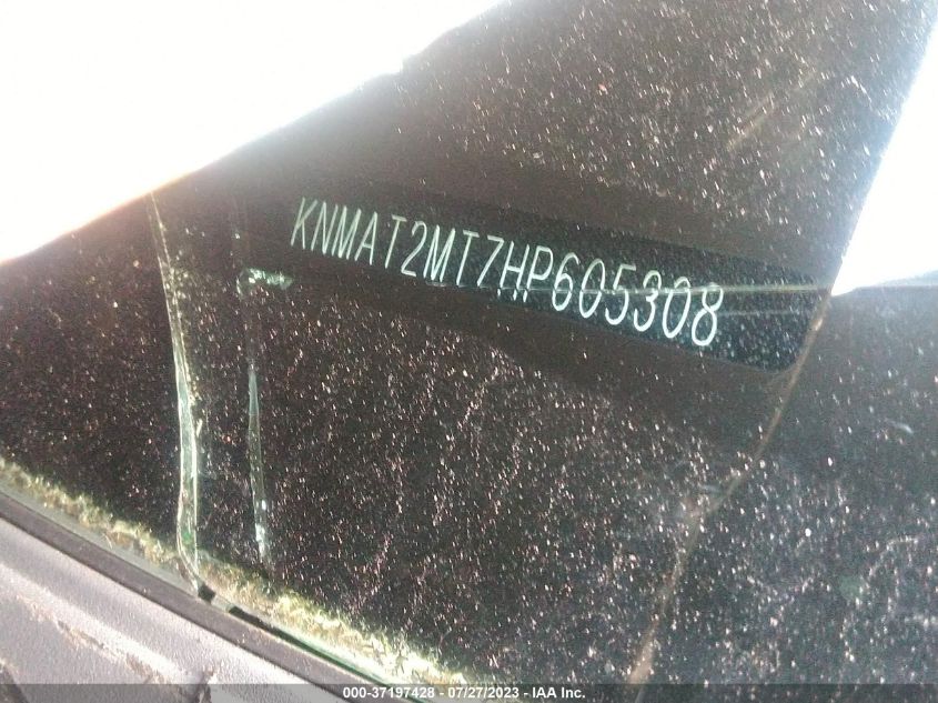 2017 NISSAN ROGUE SV - KNMAT2MT7HP605308