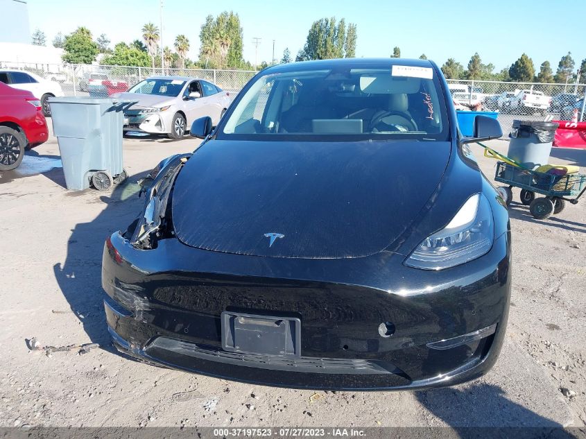 7SAYGDEFXNF494625 Tesla Model Y  11