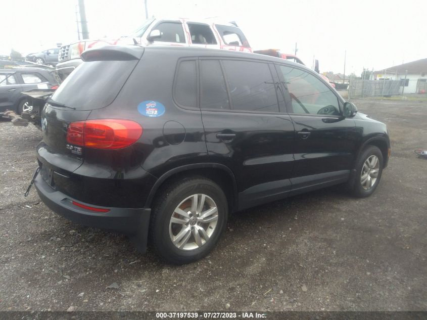 2013 VOLKSWAGEN TIGUAN S - WVGBV3AX8DW562346