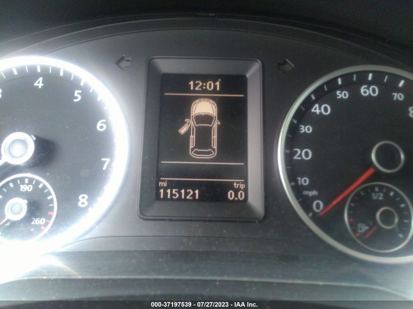 2013 VOLKSWAGEN TIGUAN S - WVGBV3AX8DW562346