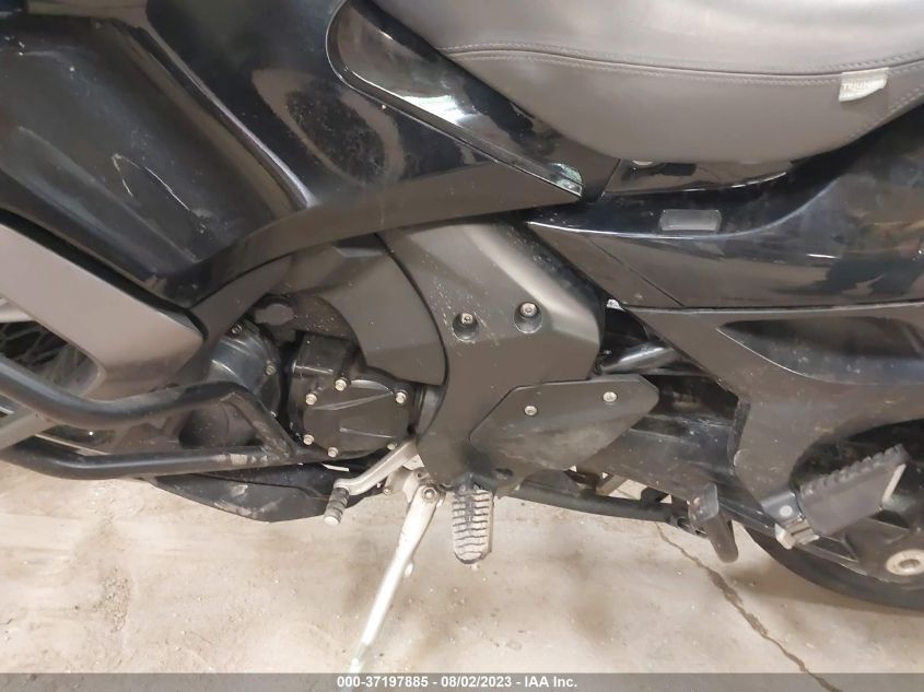 2016 TRIUMPH MOTORCYCLE TROPHY SE - SMTH02XK9GJ738746