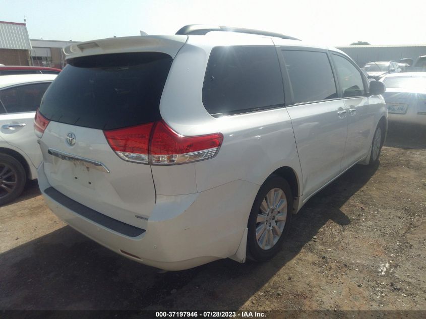 5TDYK3DC8CS262143 2012 TOYOTA SIENNA, photo no. 4