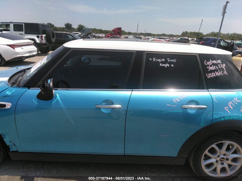 2015 MINI COOPER HARDTOP 4 DOOR WMWXS5C57FT827267