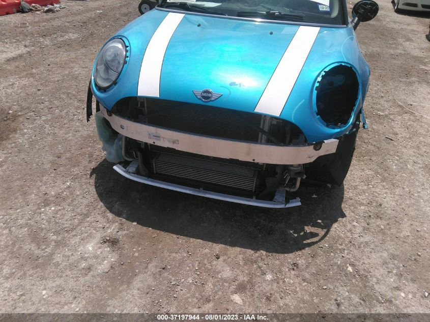 2015 MINI COOPER HARDTOP 4 DOOR WMWXS5C57FT827267
