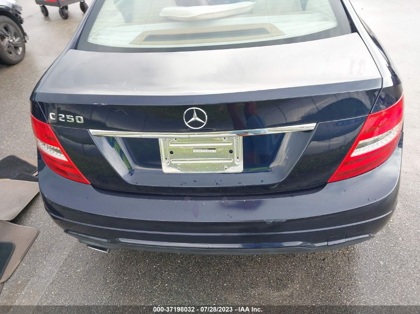 2014 MERCEDES-BENZ C-CLASS C 250 - WDDGJ4HB2EG192812