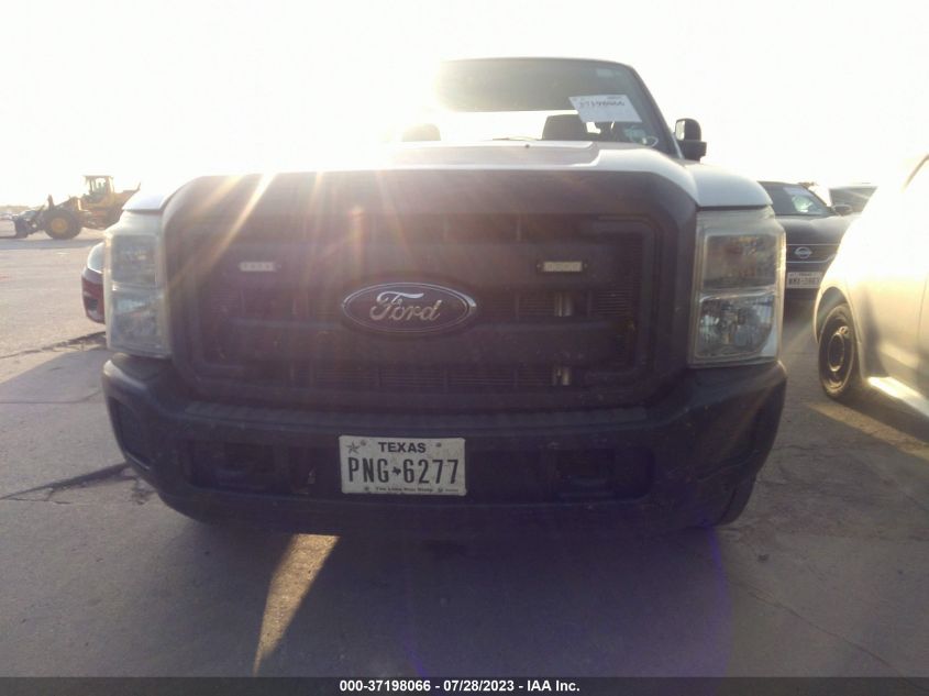 2013 FORD SUPER DUTY F-250 SRW XL/XLT/LARIAT - 1FT7X2A66DEA70331