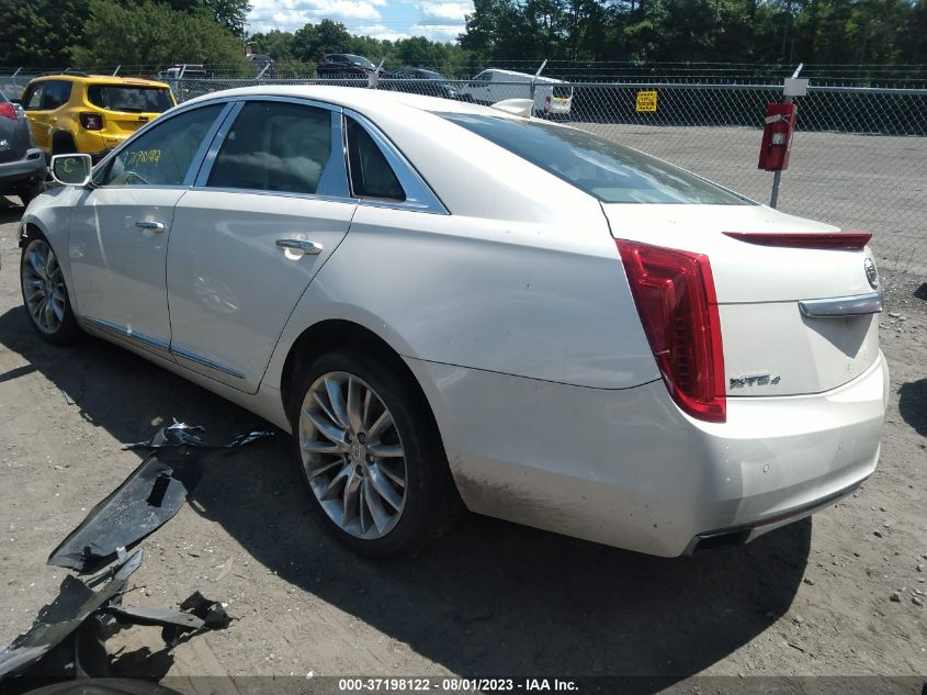 2015 CADILLAC XTS VSPORT PLATINUM - 2G61W5S89F9122070