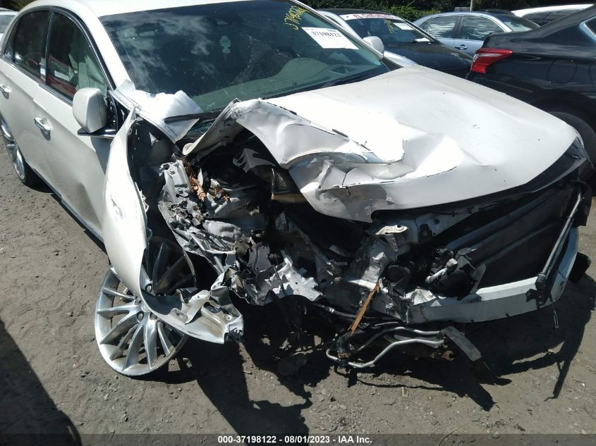 2015 CADILLAC XTS VSPORT PLATINUM - 2G61W5S89F9122070