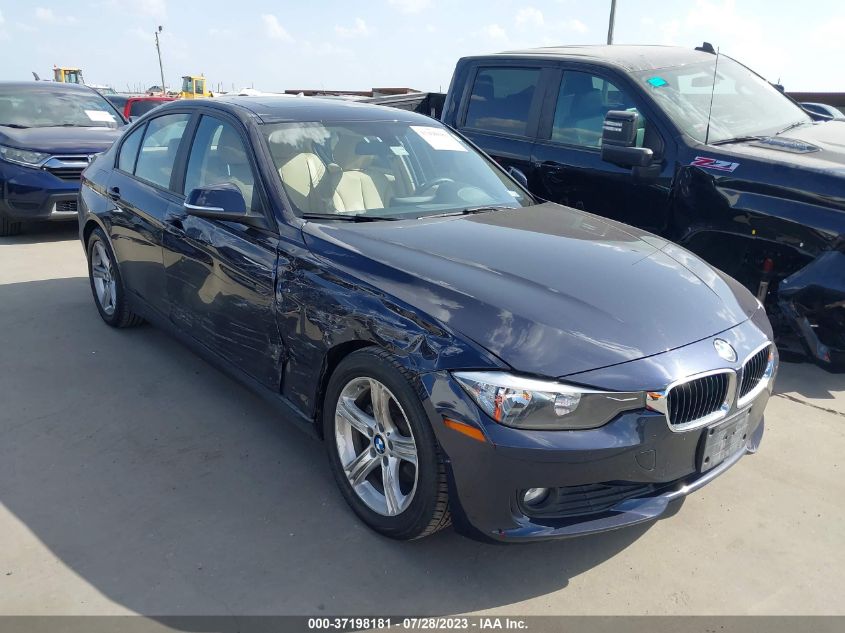 2014 BMW 3 SERIES 320I XDRIVE - WBA3C3G50ENR25652