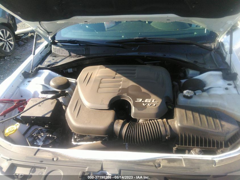 2022 CHRYSLER 300 - 2C3CCABG1NH228911