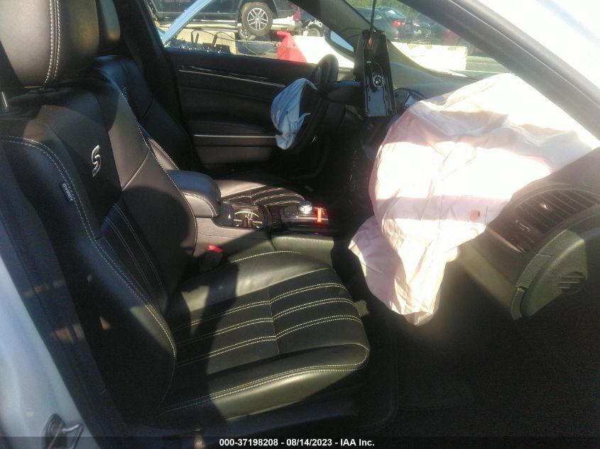 2022 CHRYSLER 300 - 2C3CCABG1NH228911