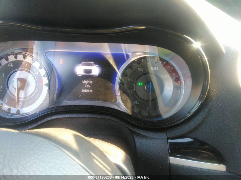 2022 CHRYSLER 300 - 2C3CCABG1NH228911