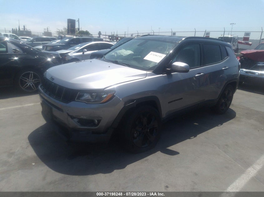 VIN 3C4NJCBB8JT408172 2018 JEEP COMPASS ALTITUDE