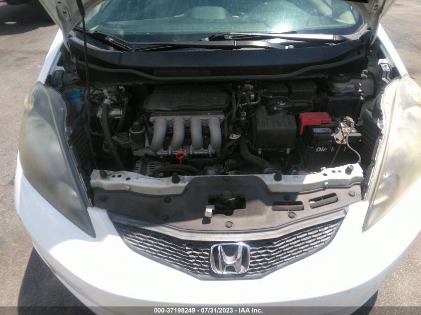 2013 HONDA FIT - JHMGE8G32DC060024