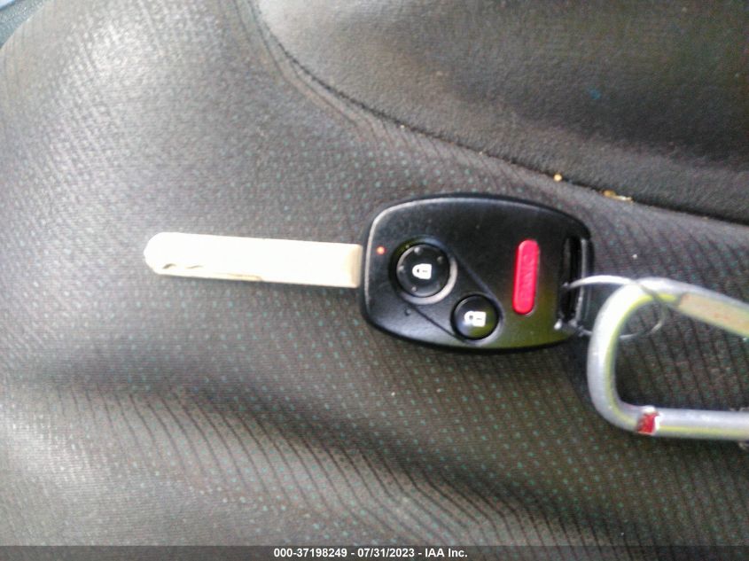 2013 HONDA FIT - JHMGE8G32DC060024