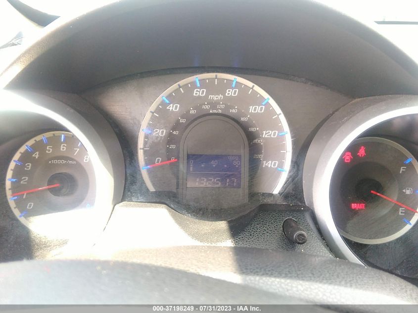 2013 HONDA FIT - JHMGE8G32DC060024