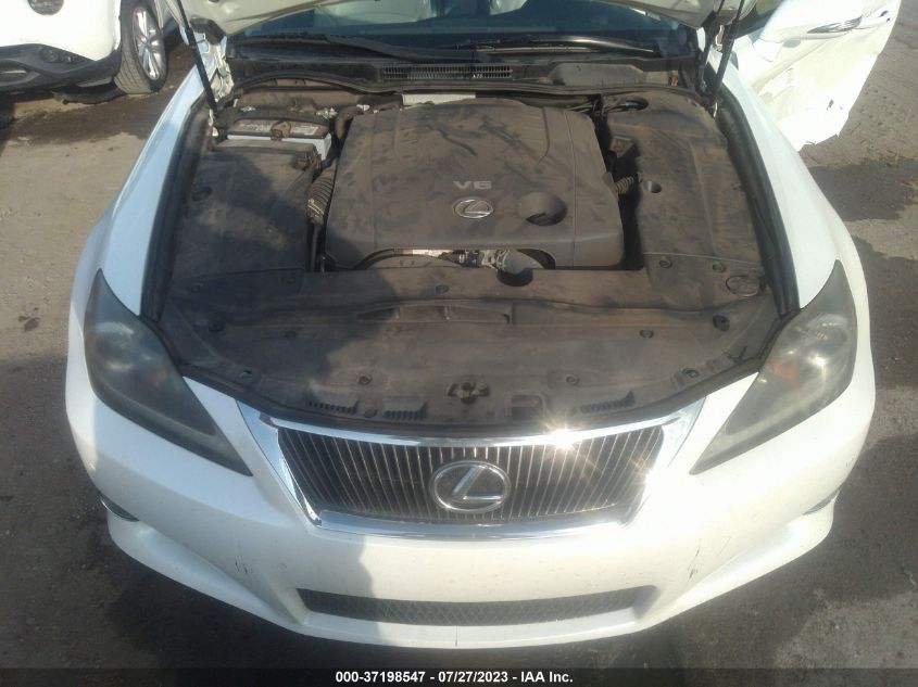 2013 LEXUS IS 250C JTHFF2C2XD2528462