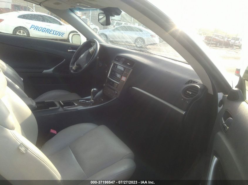 2013 LEXUS IS 250C JTHFF2C2XD2528462
