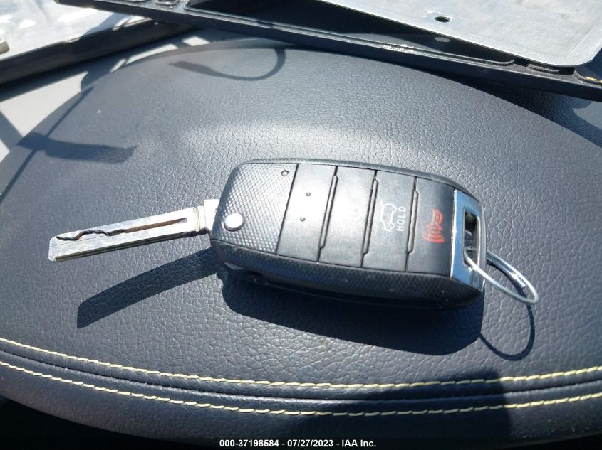 2014 KIA SOUL + - KNDJP3A58E7024086