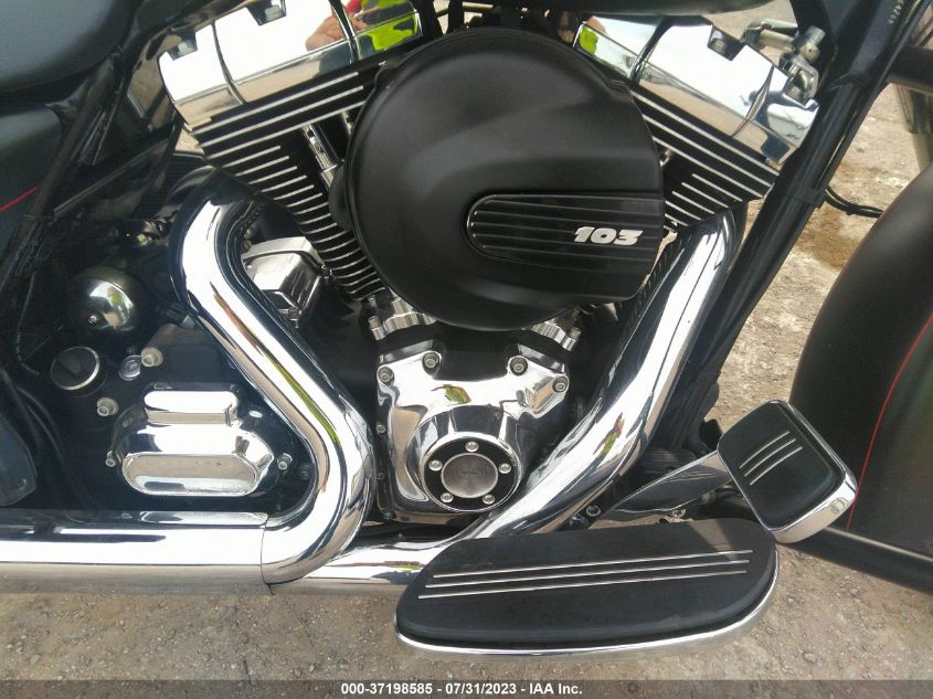 2015 HARLEY-DAVIDSON FLHXS STREET GLIDE SPECIAL - 1HD1KRM13FB706476