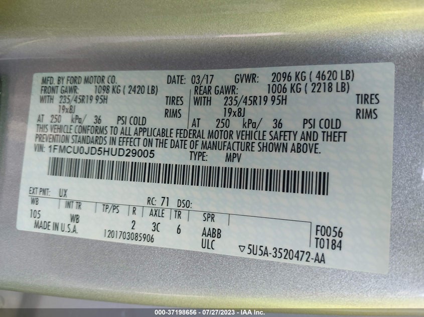 VIN 1FMCU0JD5HUD29005 2017 FORD ESCAPE TITANIUM