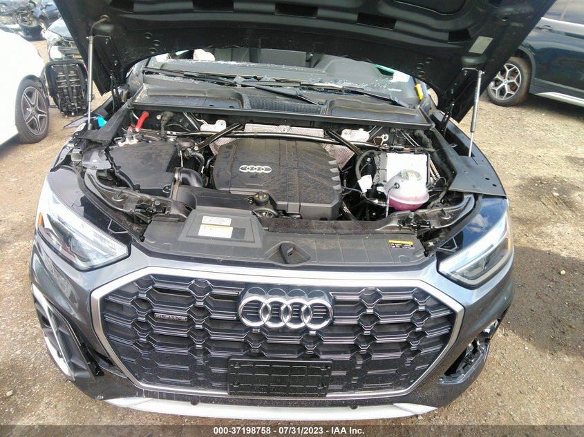 VIN WA1GAAFY9P2140099 2023 AUDI Q5 S LINE PREMIUM