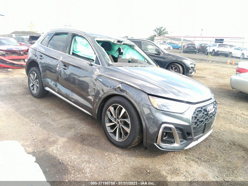 VIN WA1GAAFY9P2140099 2023 AUDI Q5 S LINE PREMIUM