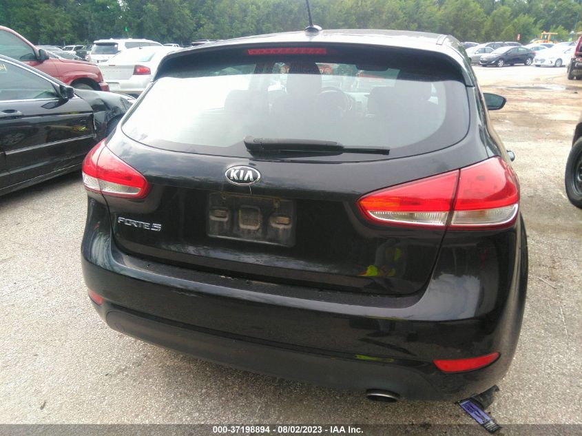 2016 KIA FORTE 5-DOOR LX - KNAFK5A85G5598618