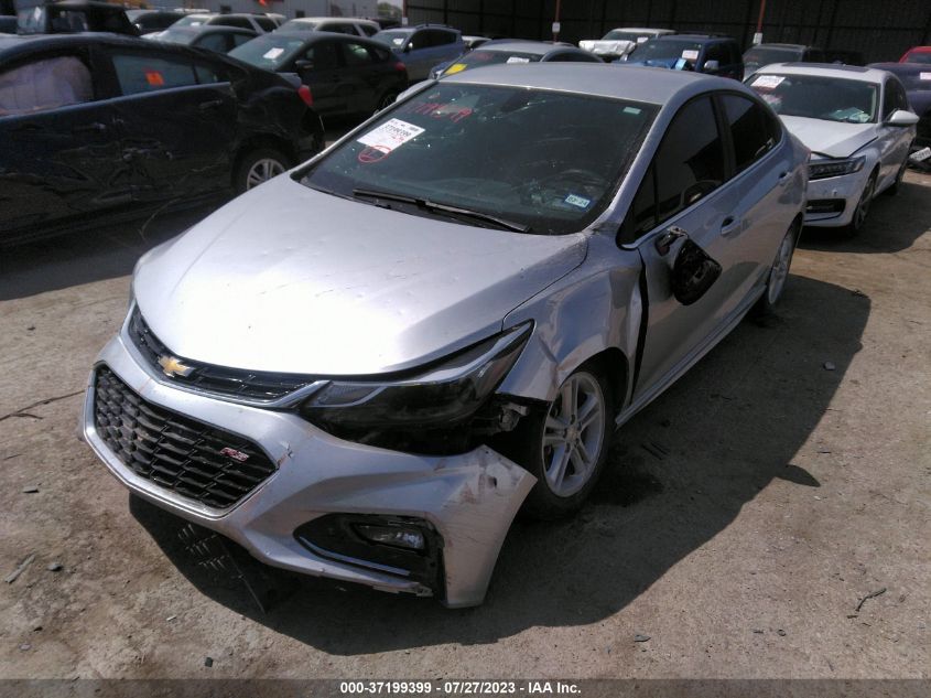 2018 CHEVROLET CRUZE LT - 1G1BE5SM3J7105494