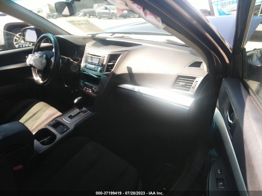 2013 SUBARU OUTBACK 2.5I PREMIUM - 4S4BRBCC8D3274580