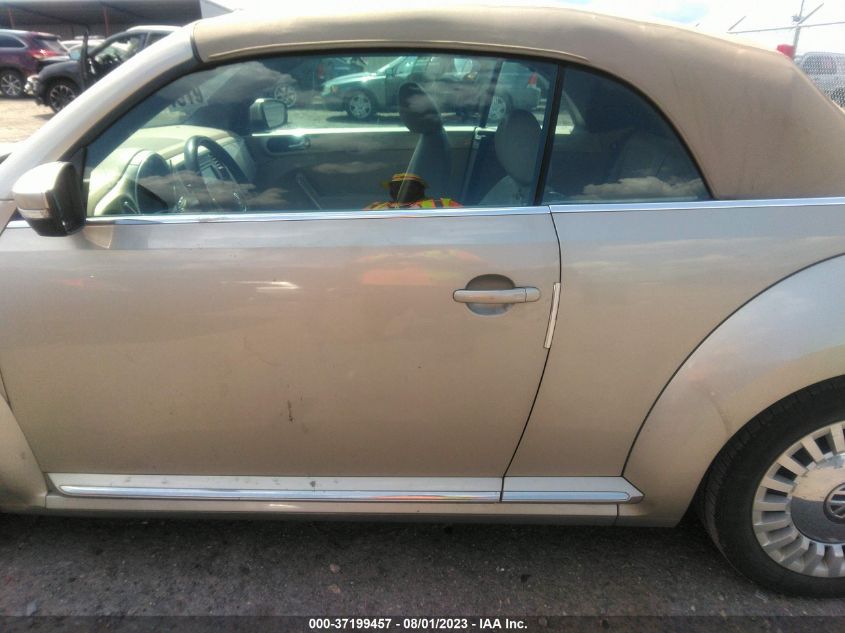 2014 VOLKSWAGEN BEETLE CONVERTIBLE 1.8T W/TECH 3VW517AT3EM809966