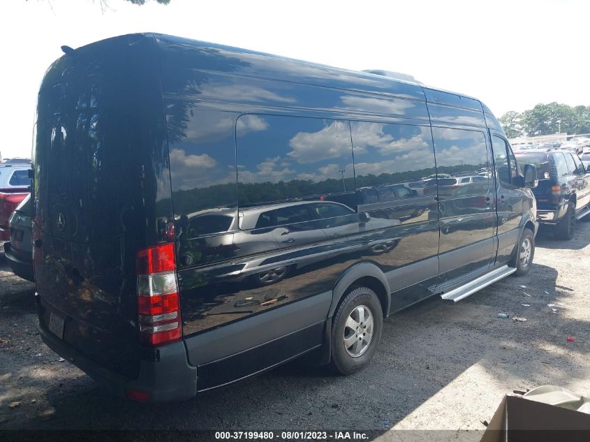 2013 MERCEDES-BENZ SPRINTER CARGO VANS WD3PE8CC5D5767124