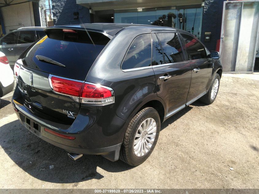 2013 LINCOLN MKX - 2LMDJ8JK6DBL44000