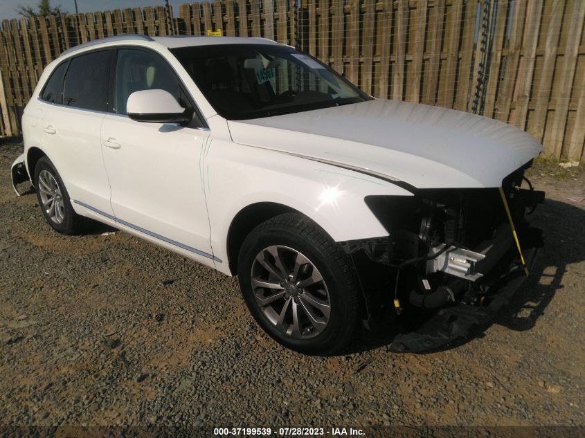 AUDI-Q5-WA1LFAFP4EA041460