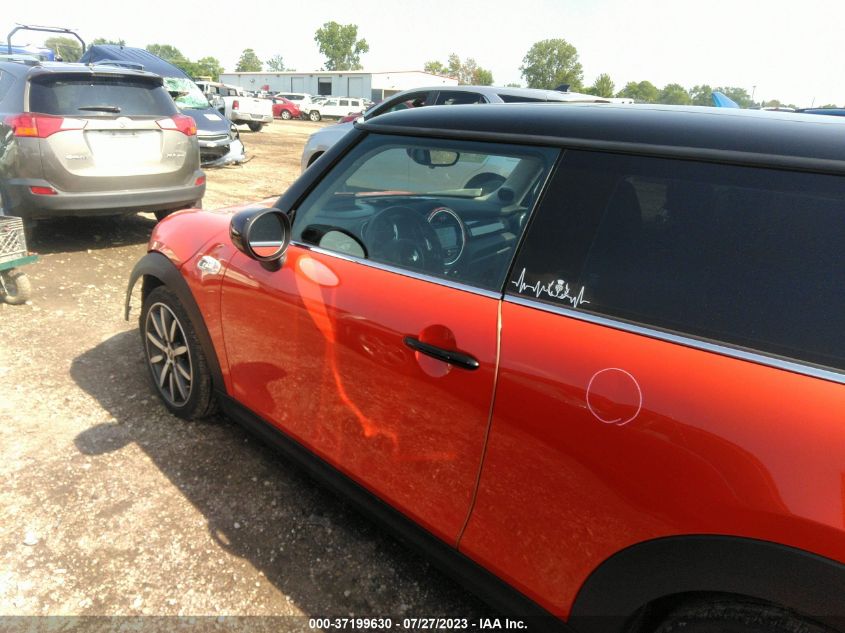 2020 MINI HARDTOP 2 DOOR COOPER S WMWXR5C09L2M40639