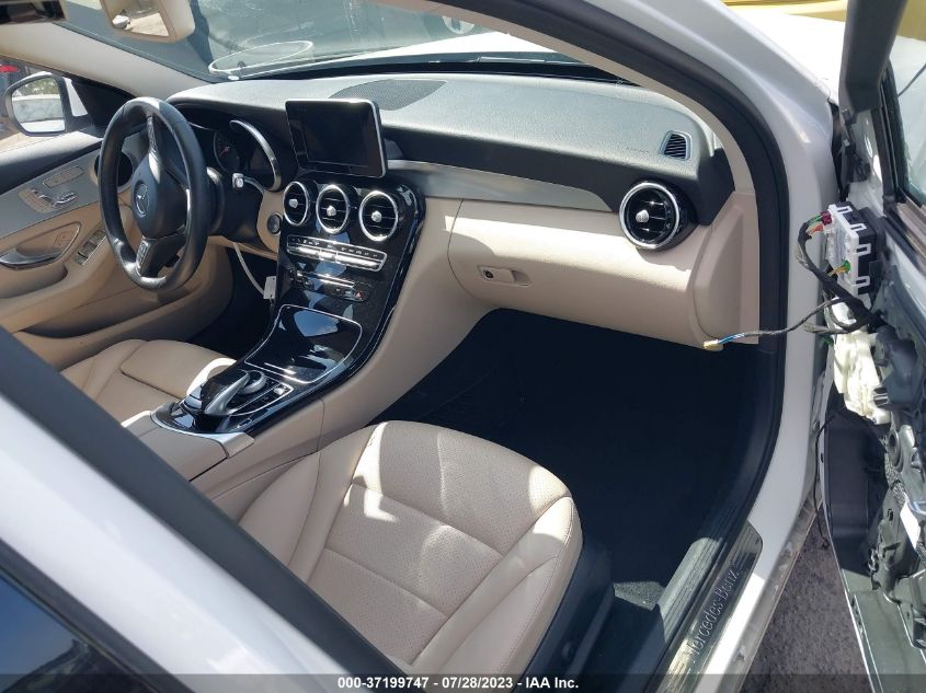 2016 MERCEDES-BENZ C-CLASS C 300 - 55SWF4JBXGU147047