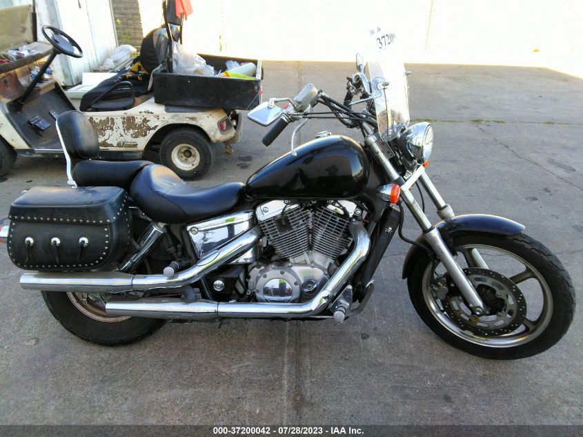 2001 HONDA VT1100 C 1HFSC18191A500081