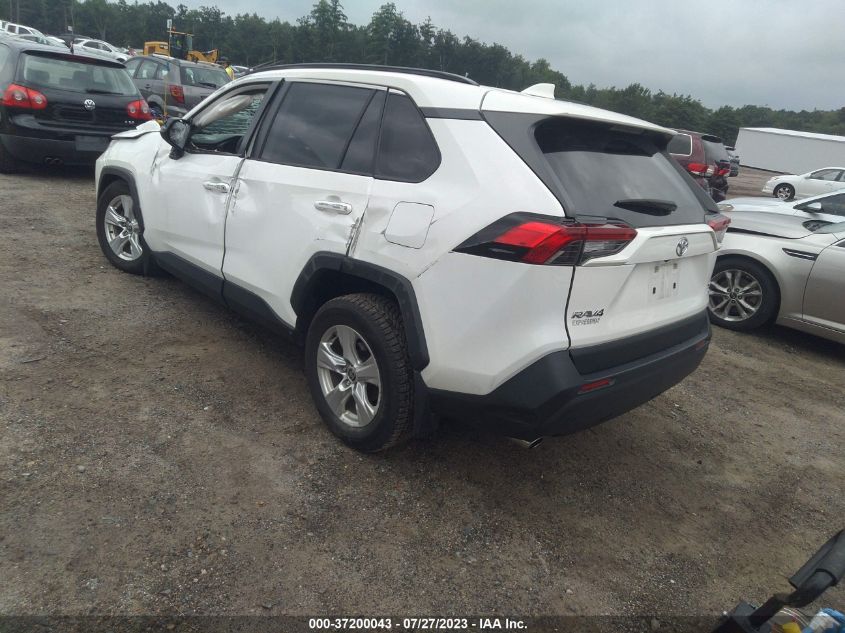 2020 TOYOTA RAV4 XLE - JTMP1RFV3LD058779