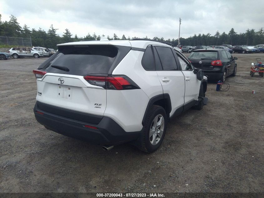 2020 TOYOTA RAV4 XLE - JTMP1RFV3LD058779