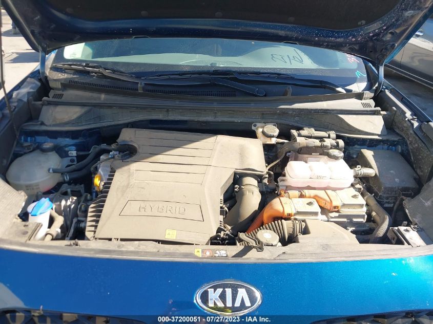 KNDCB3LC8L5448900 Kia Niro LX/LXS 10