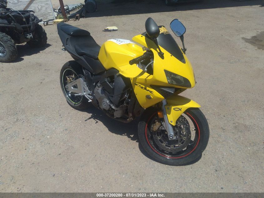 2003 HONDA CBR600 RR - JH2PC37083M002161