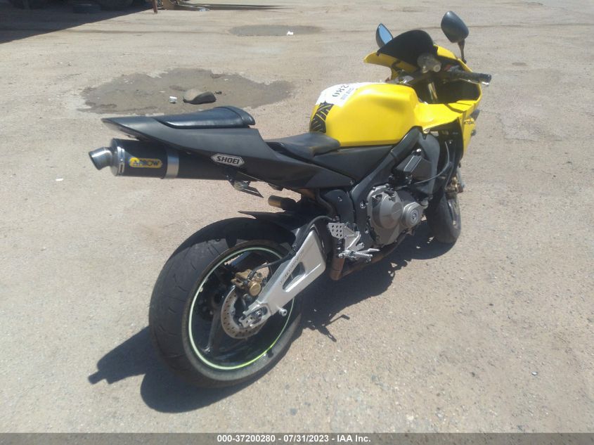 2003 HONDA CBR600 RR - JH2PC37083M002161