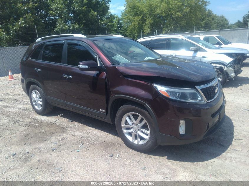 2015 KIA SORENTO LX - 5XYKTCA64FG584782