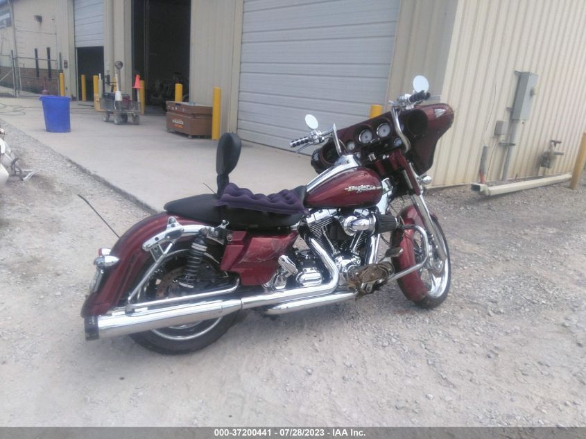 2010 HARLEY-DAVIDSON FLHX - 1HD1KB413AB629365