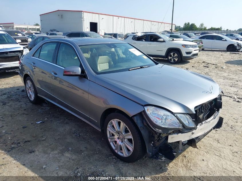 WDDHF5KBXDA743526 2013 MERCEDES-BENZ E-CLASS - Image 1