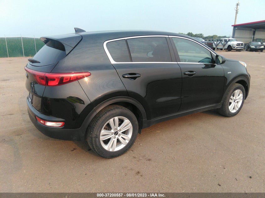 VIN KNDPMCAC6K7584413 2019 KIA SPORTAGE LX