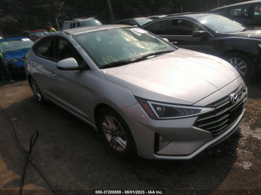 2019 HYUNDAI ELANTRA SEL - KMHD84LF4KU888213