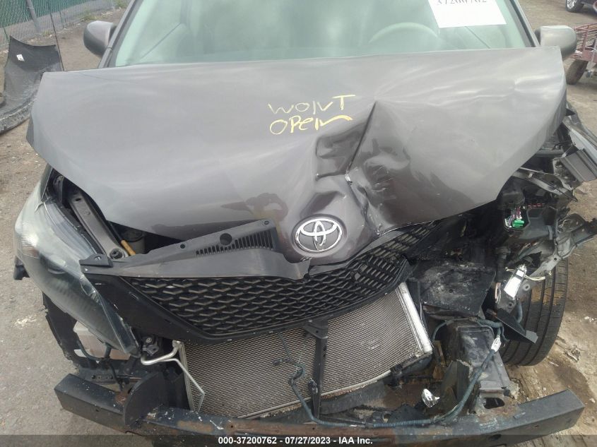 2013 TOYOTA SIENNA SE - 5TDXK3DC6DS304144