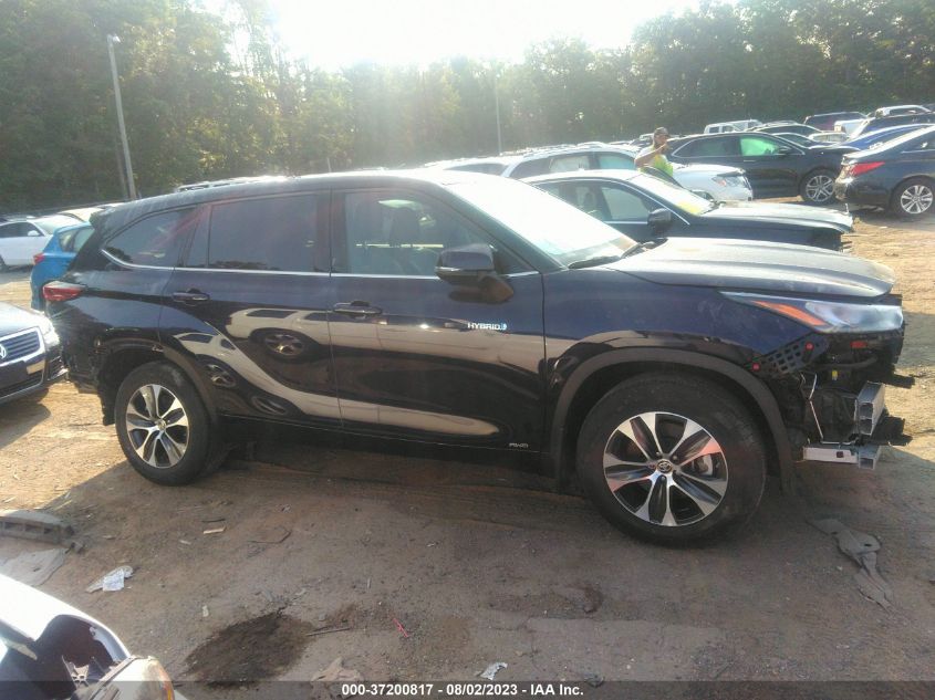 2020 TOYOTA HIGHLANDER HYBRID XLE - 5TDGBRCH9LS502957
