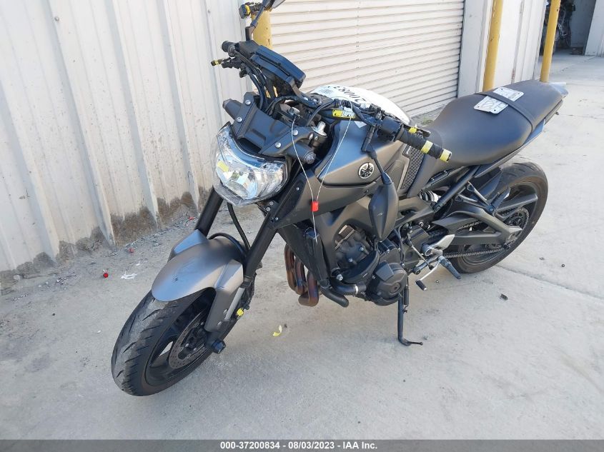 2015 YAMAHA FZ09 C JYARN33Y2FA001712